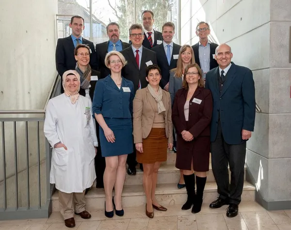 Bild: Arzt-Patienten-Kommunikation empathisch und interkulturell gestalten