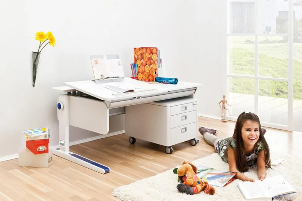 Kinderschreibtisch-Programm form von moll