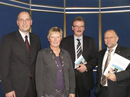 „Frühzeitig auf die Fachkräfte von morgen zugehen“ - Prof. Blümel neuer Sprecher des Arbeitskreises Bildung Bild: „Frühzeitig auf die Fachkräfte von morgen zugehen“ - Prof. Blümel neuer Sprecher des Arbeitskreises Bildung