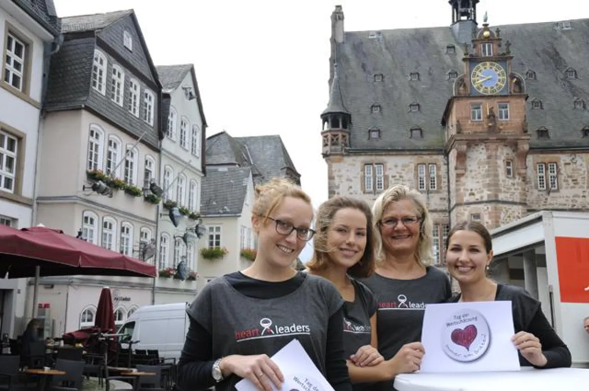In Marburg und Darmstadt informierten die heartleaders am Tag der Wertschätzung über ihre Initiative