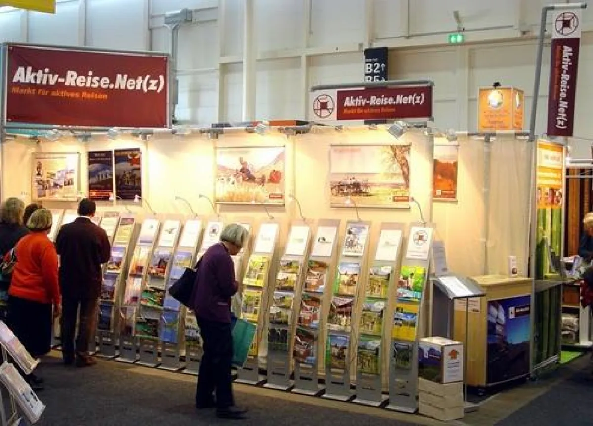 Messestand des Aktiv-Reise.Netz