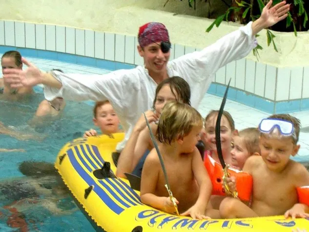 Große Piraten-Pool-Party im Freizeitbad Heveney Bild: Große Piraten-Pool-Party im Freizeitbad Heveney