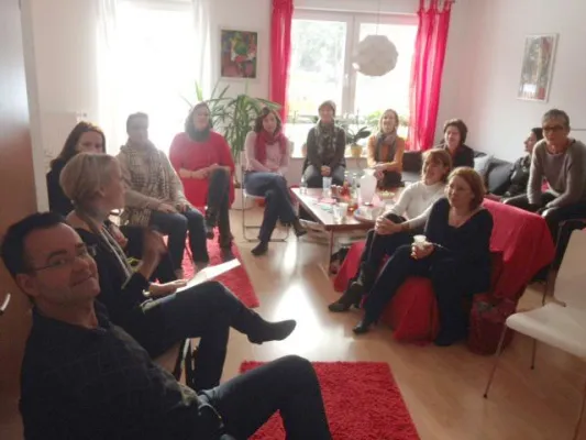 Rhein trifft Main – Frankfurter Krimiautor liest bei Bonner Frauennetzwerk Bild: Rhein trifft Main – Frankfurter Krimiautor liest bei Bonner Frauennetzwerk