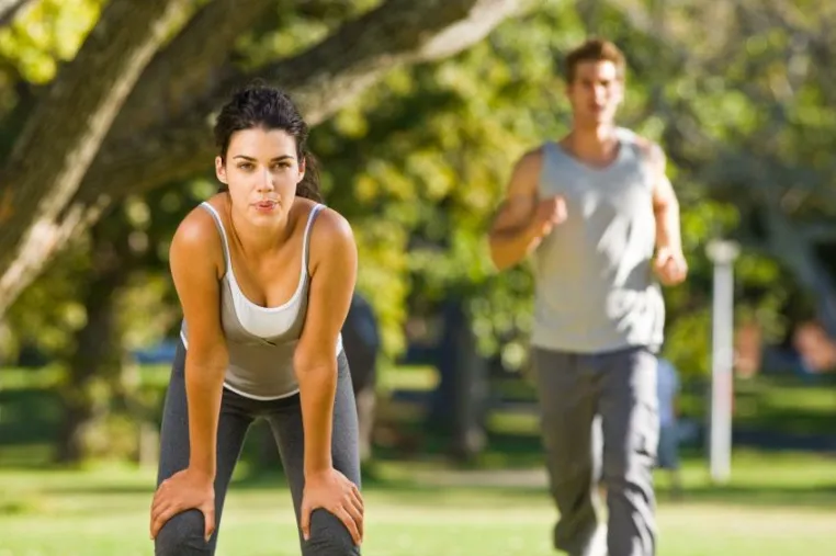 Kostenlose Singlebörse bringt sportliche Singles zusammen Bild: Kostenlose Singlebörse bringt sportliche Singles zusammen