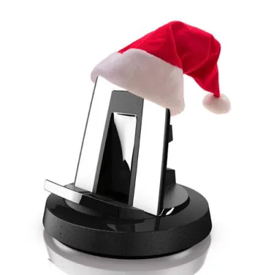 TwistDock für Sony PS3™schafft Ordnung unter dem Weihnachtsbaum Bild: TwistDock für Sony PS3™schafft Ordnung unter dem Weihnachtsbaum