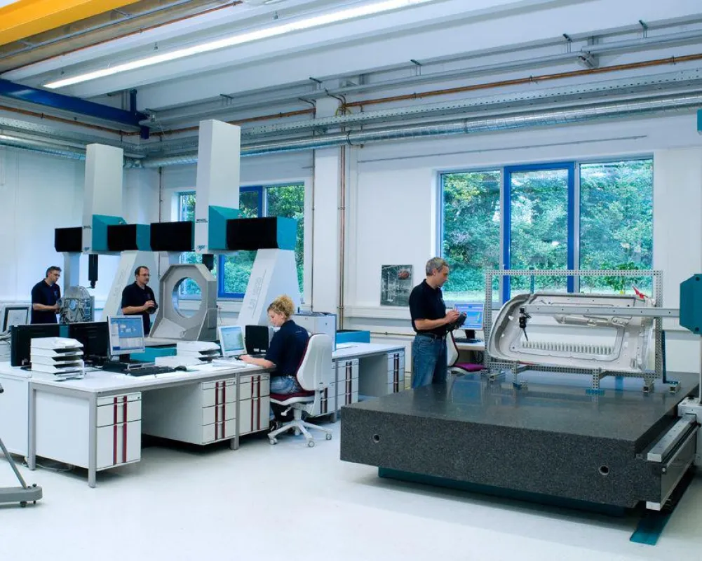 Bild 1: Messraum der WENZEL Messtechnik GmbH in Blaubeuren