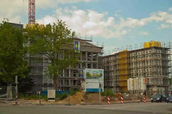 Bild: Seniorenwohnpark in Pinneberg feiert Richtfest im Juli 2010