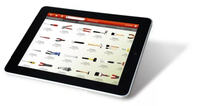Bild: Auf dem Tablett präsentiert: Mehr Umsatz im Vertrieb mit der Sortiments-App xCS.pad