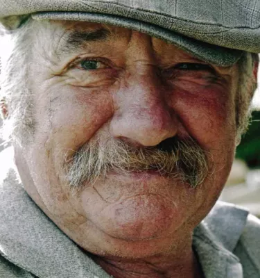 Jürgen und Claudia Schadeberg präsentieren "Portrait d´un village français" Bild: Jürgen und Claudia Schadeberg präsentieren "Portrait d´un village français"