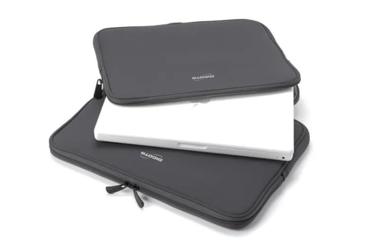 SoftSkin 13.3" und 15.4" – Elegante Schutzhüllen für Apple-Notebooks Bild: SoftSkin 13.3" und 15.4" – Elegante Schutzhüllen für Apple-Notebooks