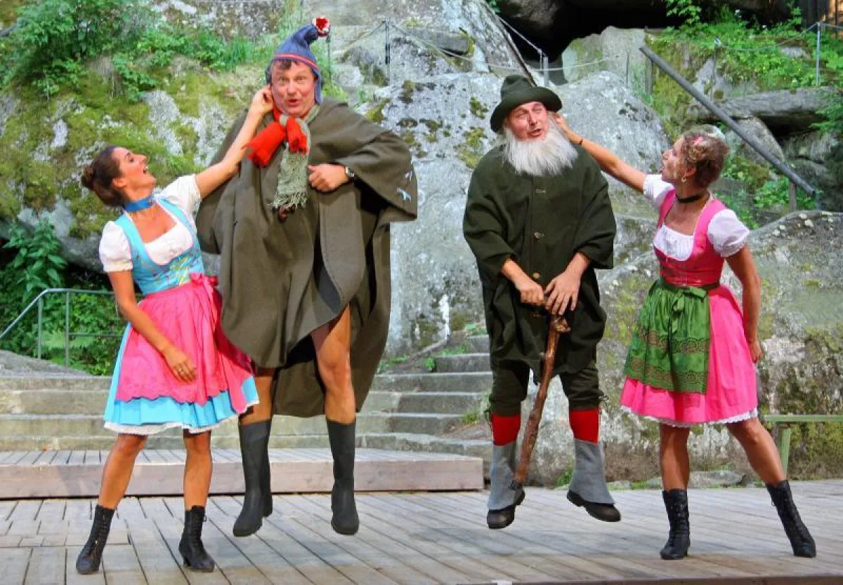 Der Watzmann ruft sie: Susanna Kratsch, Joesi Prokopetz, Christoph Fälbl, Brigitte Recher (v. l. n. r; Bild von Hannes Bessermann)