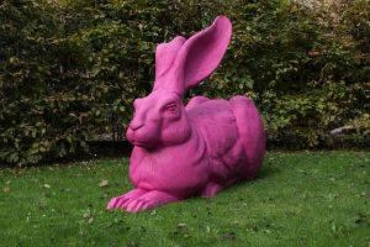 Ottmar Hörl, Der große Feldhase, 212 x 87 x 150 cm -  Foto: Werner Scheuermann