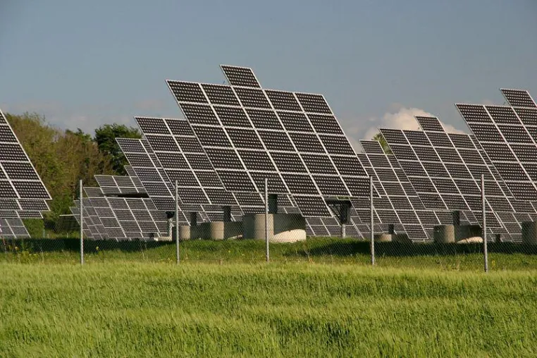 Photovoltaikmarkt in Griechenland startet in 2012 durch Bild: Photovoltaikmarkt in Griechenland startet in 2012 durch