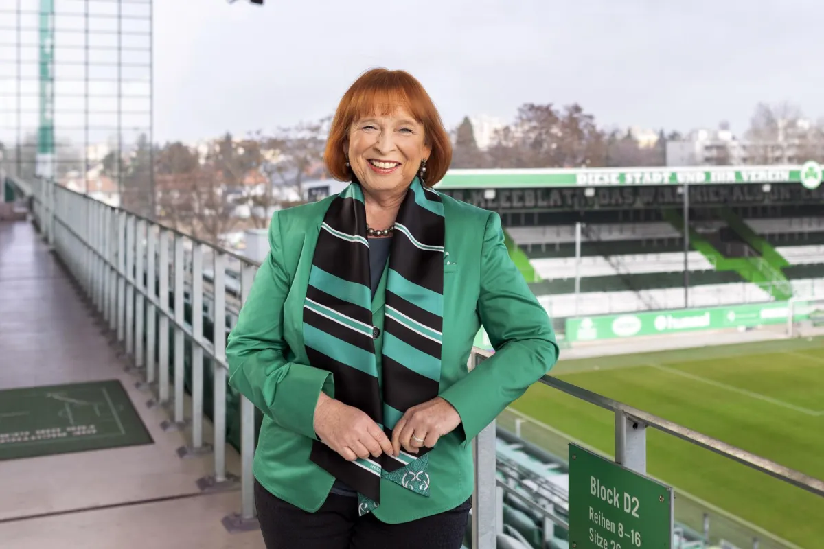 Sie ist schon immer ein Fußball-Fan gewesen - Ingrid Hofmann