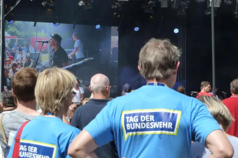 Bild: Tag der Bundeswehr: Sonniges Familienfest in Hürth