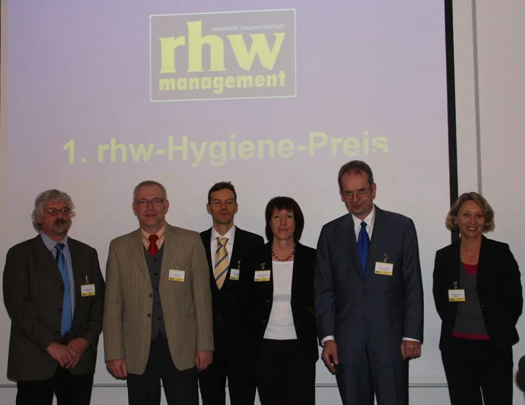 Die Jury des rhw-Hygiene-Preises (v.l.n.r.) Dr. Dieter Bödeker, Ralf Klöber, Robert Schwabe, Sabine Rose Mück, Privatdozent Dr. Andreas Schwarzkopf, Alexandra Höß