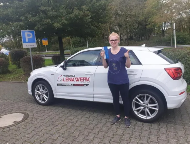 Bild: Fahrschule Lenkwerk Mönchengladbach: FÜHRERSCHEIN IM HERBST UND WINTER