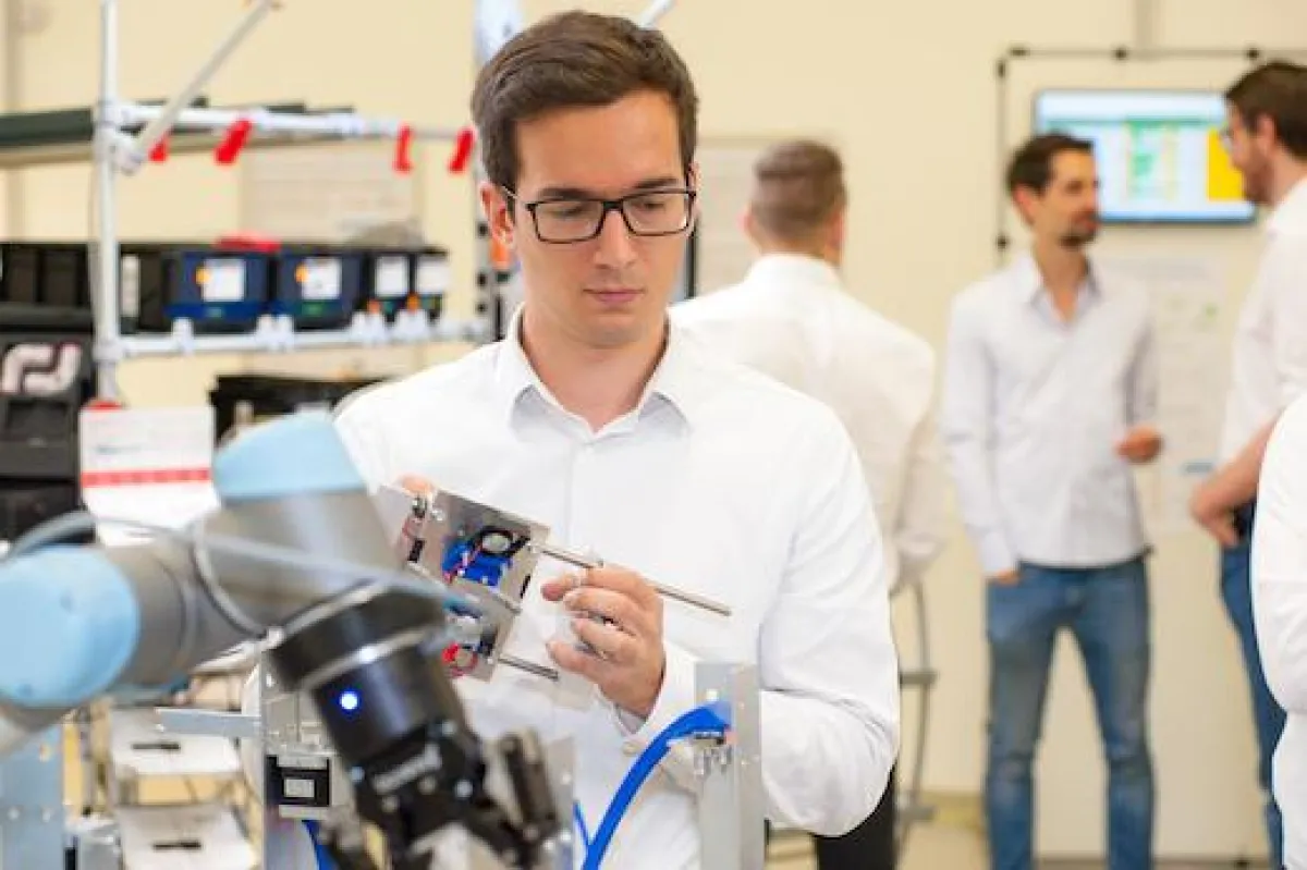Foto: Open Lab Day in der Pilotfabrik Industrie 4.0/ © Matthias Heisler/ goemb.at