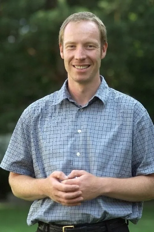 Bernd Seelherr, Gründer: