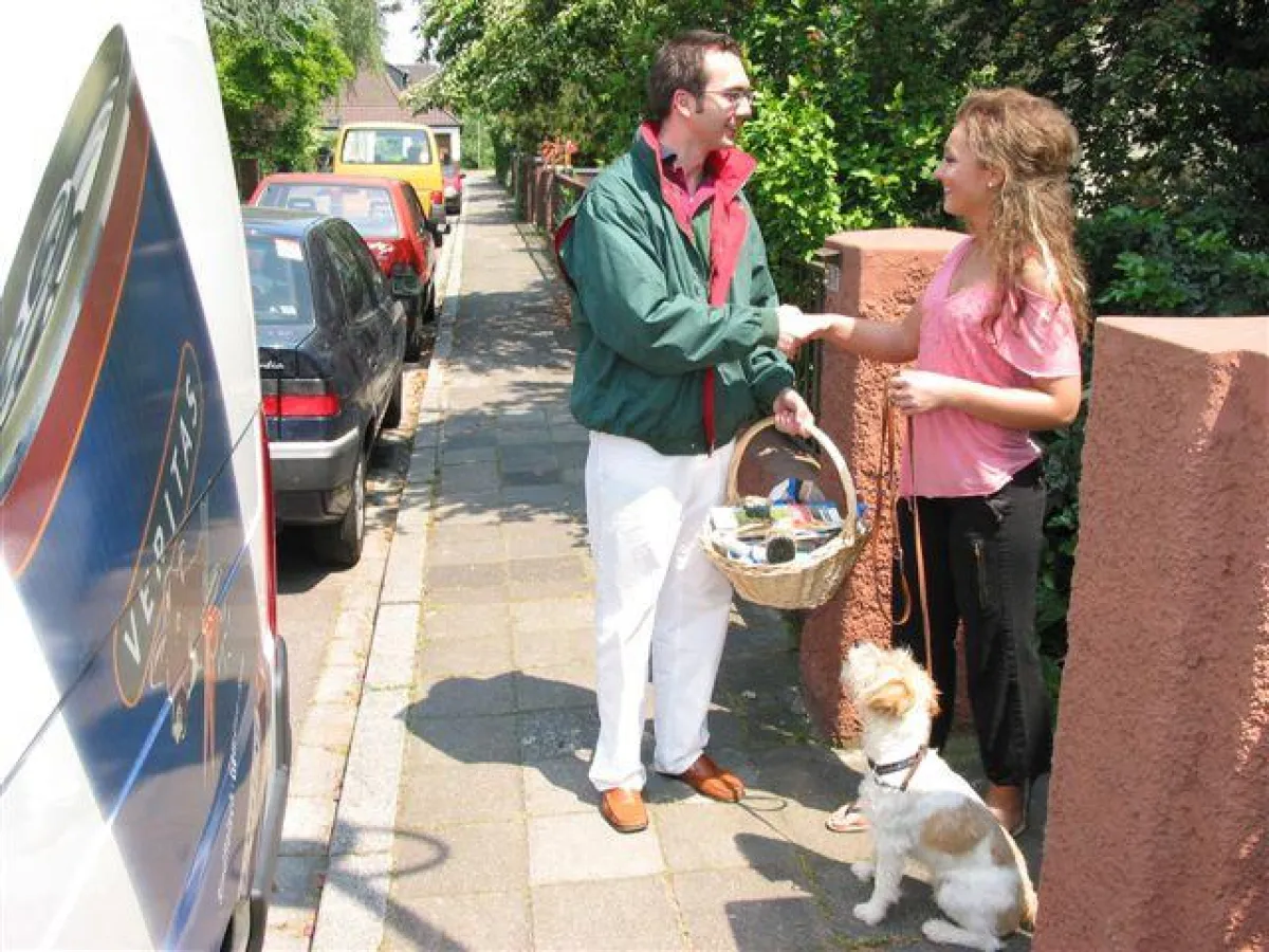 Rund 14,6 Millionen Hunde und Katzen in Deutschland (inklusive Dunkelziffer) wollen ernährt und gepflegt sein.  Erfolgreiche Aussichten für Existenzgründer bieten sich beim VERITAS-Heimlieferservice f