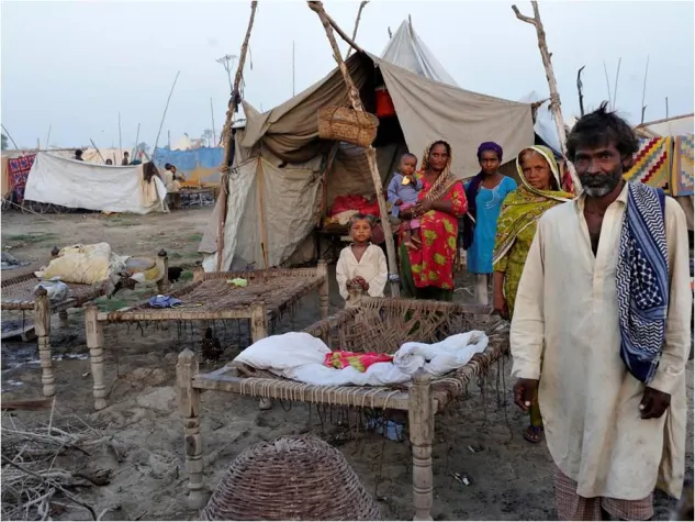 Pakistan- Millionenspenden lindern nicht die Not der Bauern Bild: Pakistan- Millionenspenden lindern nicht die Not der Bauern