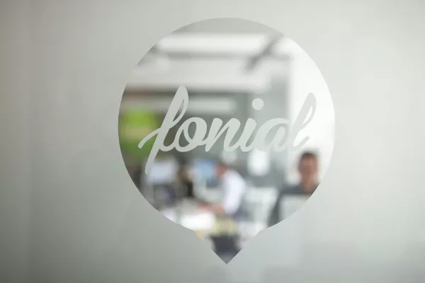 Bild: Die fonial GmbH bietet ab sofort günstige Business-VDSL-Anschlüsse für Unternehmenskunden an