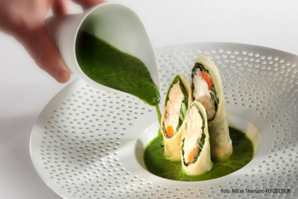 Party Rent macht das handgefertigte Porzellan von Hering Berlin vermietbar