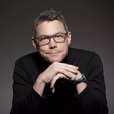 Bild: Christoph Sieber ist KUKUK-Botschafter – Träger des „Deutschen Kleinkunstpreises 2015“ unterstützt Verein