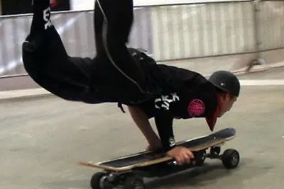 Bild: beonX launcht E-Skateboard Community