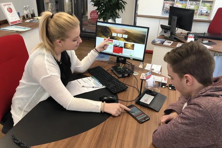 Bild: Immer gut beraten: Das DERPART Reisebüro Papendick bietet seinen Kunden digitalen Service