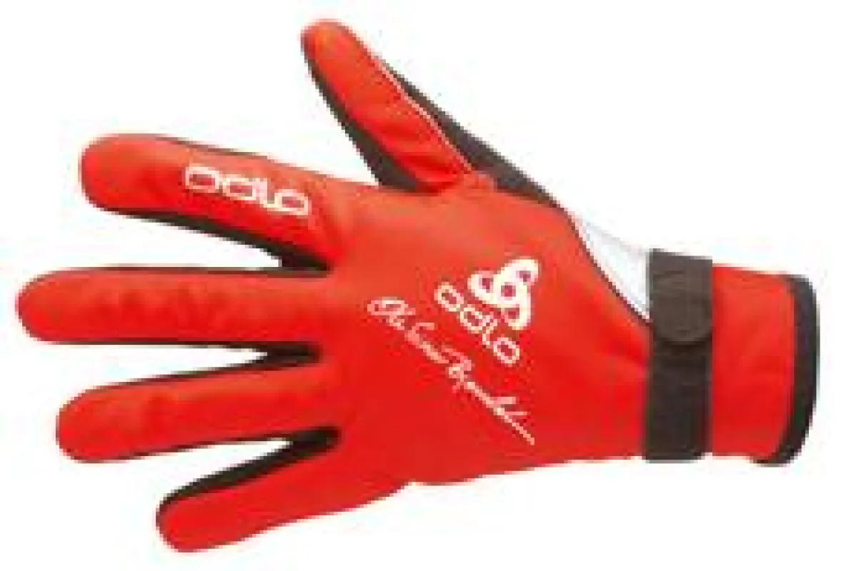 Speziell für die Biathlon-WM im kalten Chanty-Mansijsk hat ODLO diesen Handschuh entwickelt.