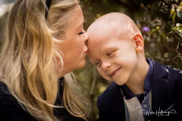 Bild: „Wolke Hoffnung“ und StarChief Diner rufen am 13.05.2018 zum Spenden von Haaren auf