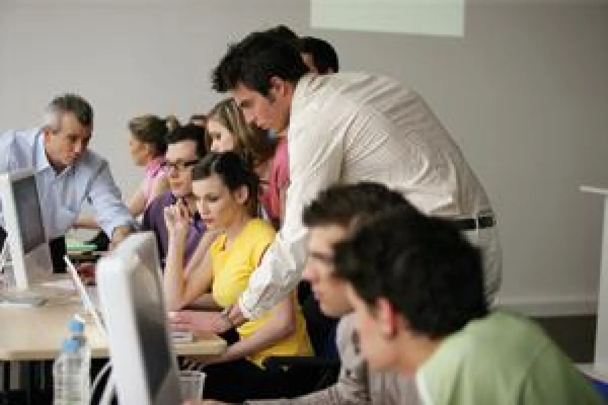 FOM Bildungs- und Informationsabend Bachelor-Studiengänge (c) auremar Fotolia