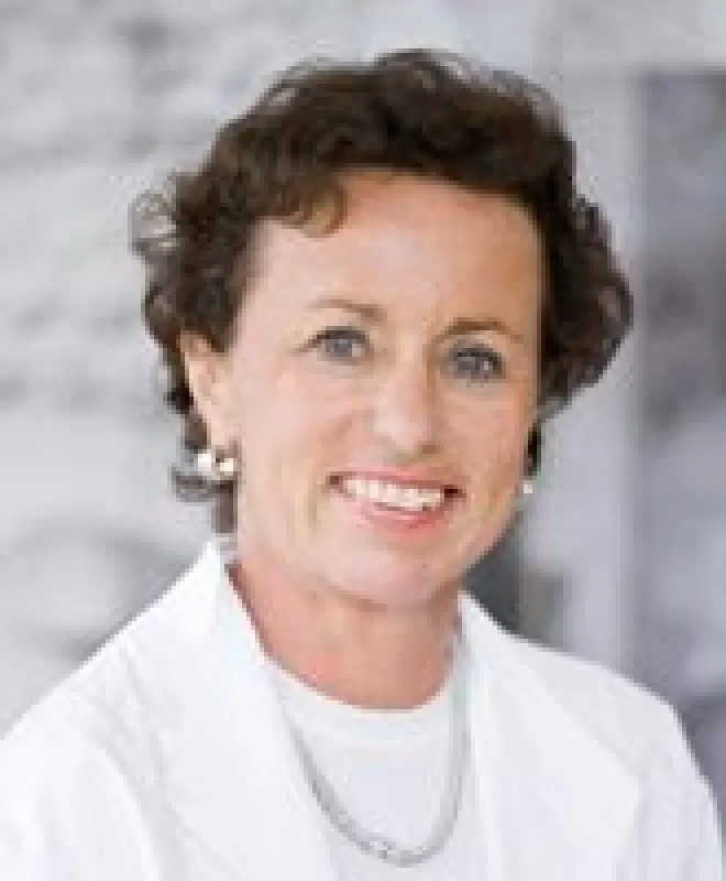 Dr med Andrea Stiasny-Simon