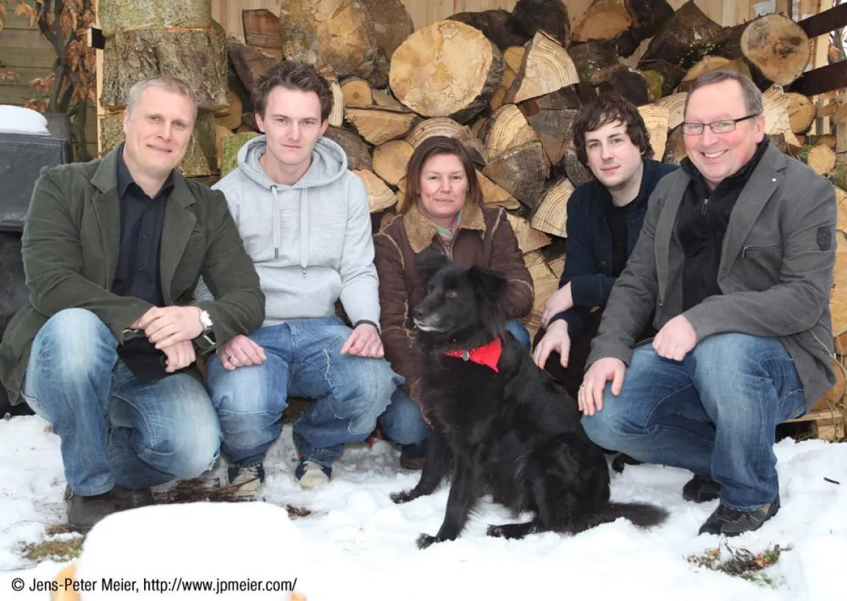 (v. l.) Sören Clausen, Sören Madsen, Mira Focke, Henrik Bartholmai und Karl-Heinz Meyer