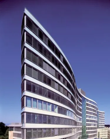 Bild: DIE (Frankfurter) WELLE – auf zu neuen Ufern