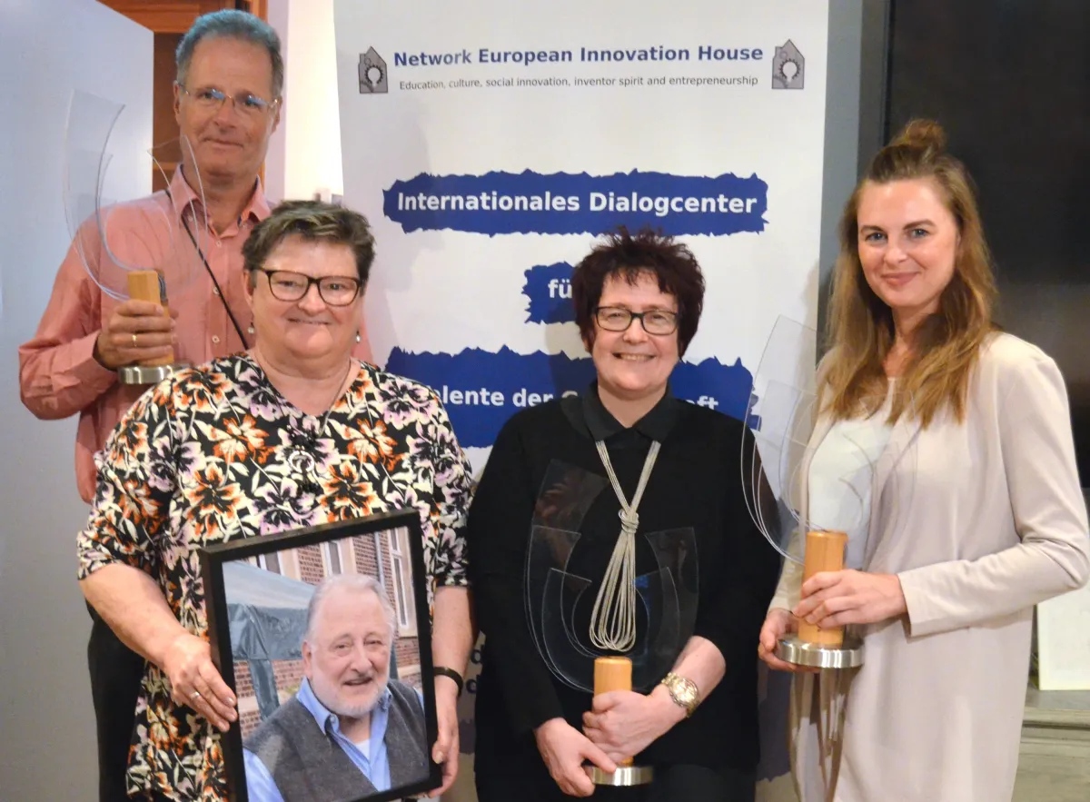 Verleihung der NiBB-Innovationspreise 2024 in Essen (© NiBB / Dirk Schäfer)