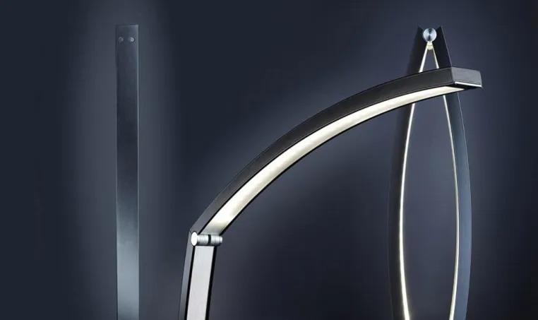 Bild: Grazile LED-Lichtskulptur „Ciconia“: idee.design.licht. entwickelt Designer-Leuchte für Topdeq