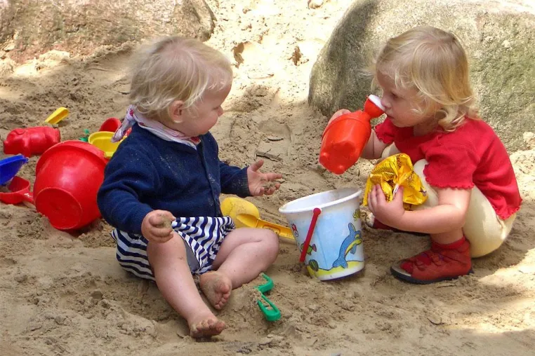 Bild: Deutsche Bank Berlin setzt bei Kinderbetreuung auf Lillabo