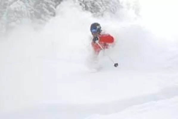 Bild: Aspen Ski Resort eröffnet die Saison mit Damen Weltcup Skirennen