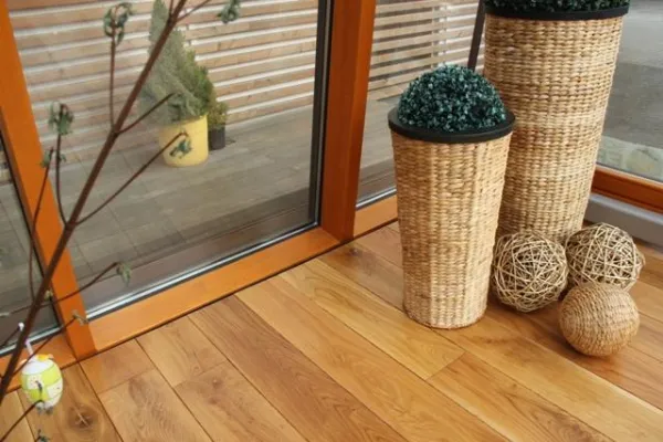 „Express-Seminar“ zu neuen Anforderungen der Holzbearbeitung Bild: „Express-Seminar“ zu neuen Anforderungen der Holzbearbeitung