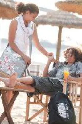 Mit den LÄSSIG Teens und Office Produkten immer hipp und schick Bild: Mit den LÄSSIG Teens und Office Produkten immer hipp und schick