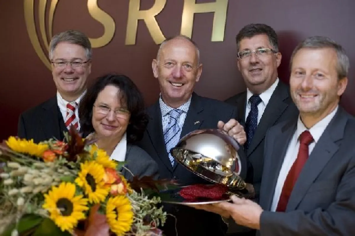Prof. Klaus Hekking, Vorstandvorsitzender SRH, Karin Zimmermann, Leiterin Hotel-Akademie, Manfred Gabriel, Radisson SAS Gewandhaus Hotel, Hans-Joachim Eucker, Stv. Vorstandsvorsitzender SRH, Hans-Joch