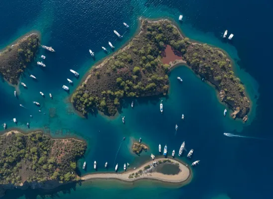 Bild: Mit dem Wind unterwegs: Entschleunigung auf der Blauen Reise entlang der Küsten  von Türkiye 