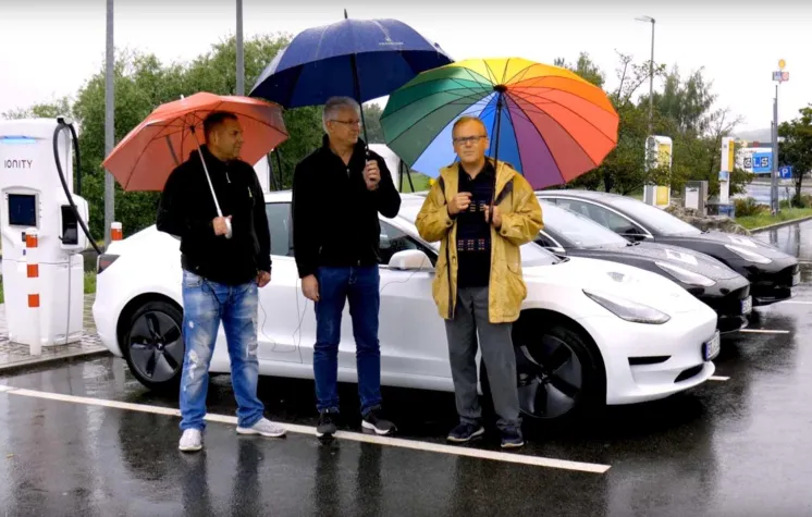 Reichweitentest aller 3 Model 3 Varianten in einer parallelen 400km Fahrt Bild: Reichweitentest aller 3 Model 3 Varianten in einer parallelen 400km Fahrt