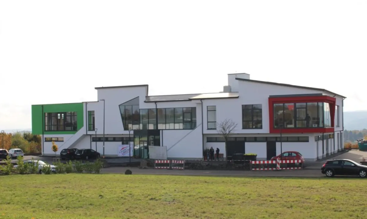 Die kürzlich bezogene, neue L & D-Zentrale im Innovationspark Rheinland. Foto: L & D/Isermann