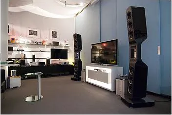 Bild: Alex Giese HiFi & TV in Hannover präsentiert Göbel Epoque-Serie