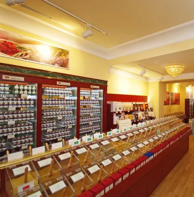 Bild: Alfons Schuhbeck eröffnet neuen Gewürzladen in Frankfurt am Main