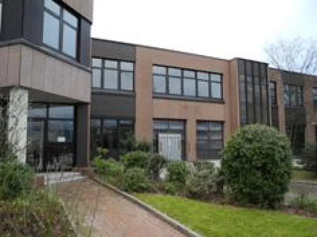 Bild: DIP-Partner AENGEVELT vermittelt über 1.300 m² Büro-/Hallenfläche an chinesischen Elektronikkonzern