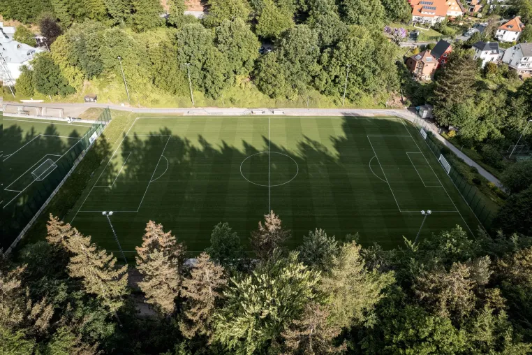 Bild: KRESKAT Sportrasentragschicht: tegra-Qualitätsprodukt schafft meisterliche Spielbedingungen